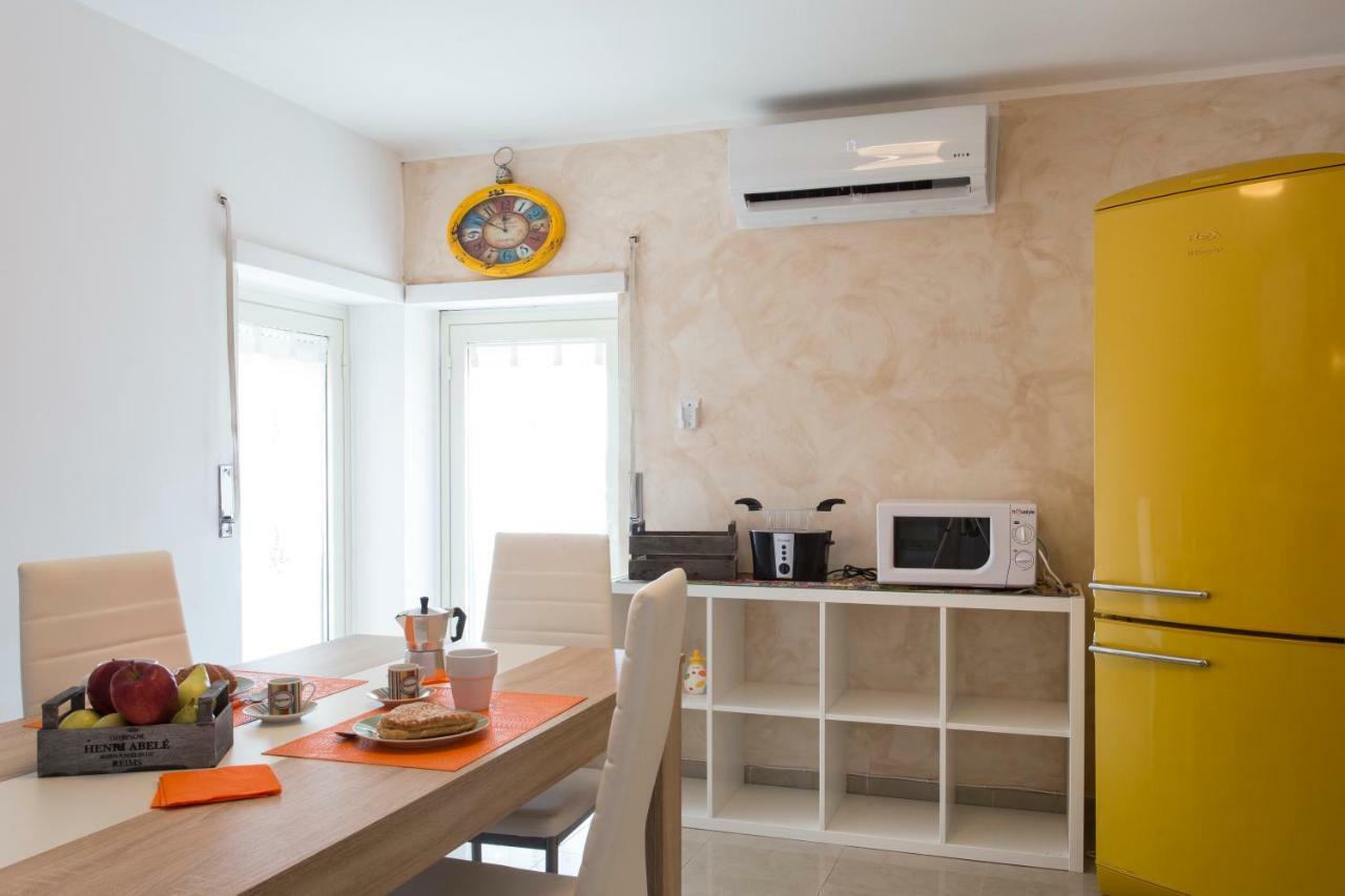 Tyche Apartment Сиракуза Екстериор снимка